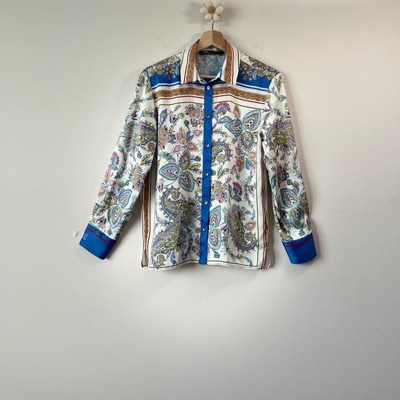 Zara Blue and White Paisley Button Down Shirt - Picture 3 of 7
